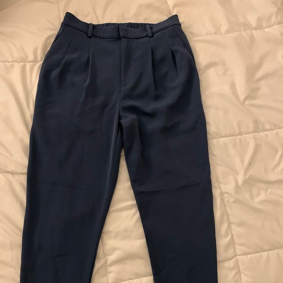 NEVER WORN DRESS PANTS - Picture 2 of 10